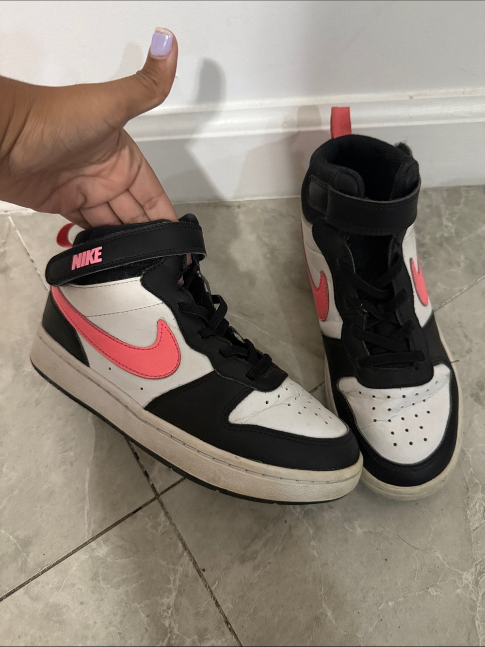 Nike Kids High-Top Sneakers in Black, White & Pink